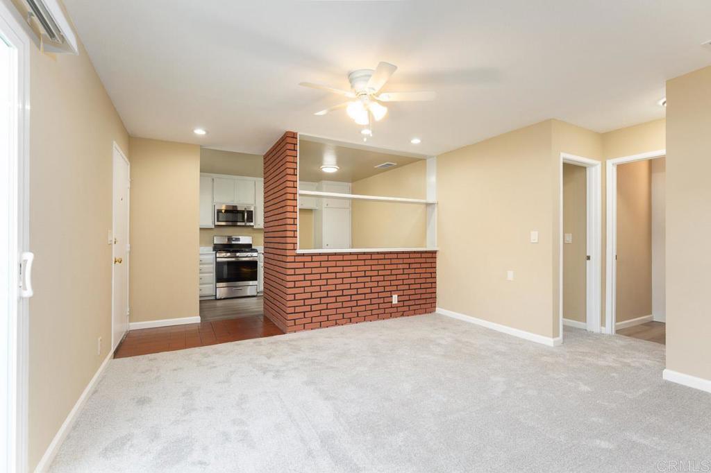 3433 Seabreeze Walk - photo 8