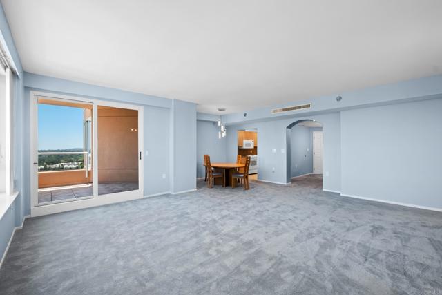 Detail Gallery Image 5 of 34 For 3890 Nobel Dr #1706,  San Diego,  CA 92122 - 2 Beds | 2 Baths