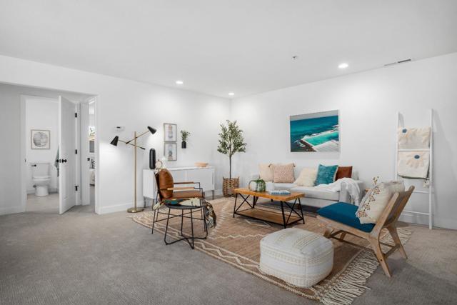 3900 Alameda Avenue, Capitola CA: https://media.crmls.org/mediaz/1bef65b1-29c0-4070-81c7-7339d63fcc6d.jpg