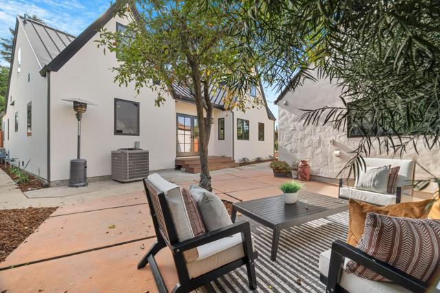 58 Gladys Avenue, Mountain View CA: https://media.crmls.org/mediaz/1befa405-fc4f-4bc4-99b5-7ecc9f667c21.jpg