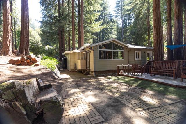1785 Lakeside Drive, Felton CA: https://media.crmls.org/mediaz/1befb154-73c2-4eff-bb43-794fee8280bd.jpg
