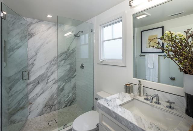 2050 Ocean Front, Del Mar CA: https://media.crmls.org/mediaz/1befc2ff-f1a5-4f27-9d84-20d6f58a7e30.jpg