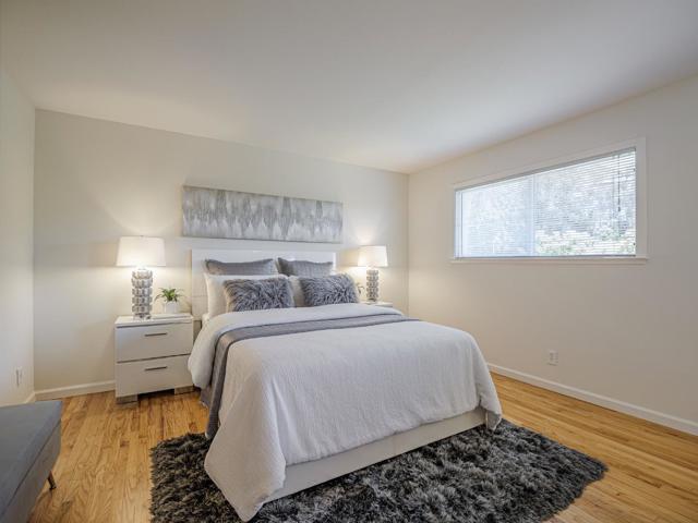 917 Sir Francis Avenue, Capitola CA: https://media.crmls.org/mediaz/1bf0f14b-97ec-4a12-9cf9-265f9a0e2e63.jpg