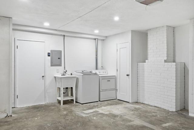 2165 Bray Avenue, Santa Clara CA: https://media.crmls.org/mediaz/1bf17e01-b22a-46b1-ade3-42d4efad814a.jpg