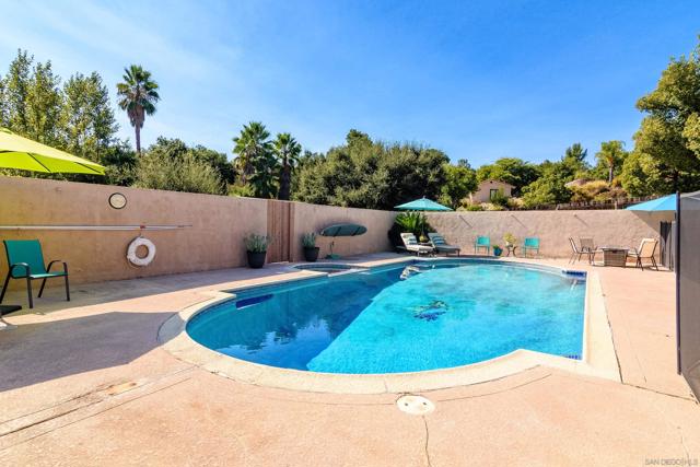 Swimming Pool/Hot Tub/Sauna
