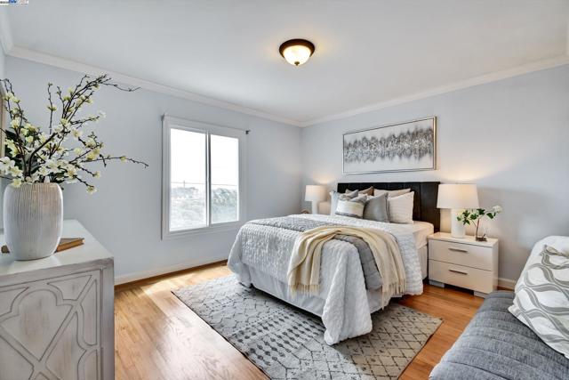 153 Morningside Dr, Daly City CA: https://media.crmls.org/mediaz/1bf195ed-df3d-4f75-b9f7-8bdf59e109f3.jpg