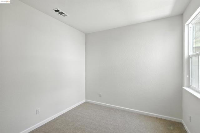 78 Vella Circle, Oakley CA: https://media.crmls.org/mediaz/1bf1a1f4-1c0d-4df1-8e12-d769996848de.jpg
