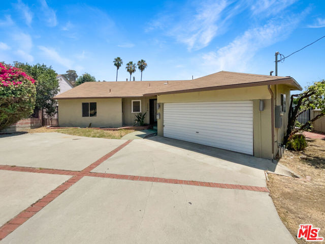 3906 Hawley Avenue, Los Angeles, California 90032, 2 Bedrooms Bedrooms, ,1 BathroomBathrooms,Single Family Residence,For Sale,Hawley,24414027