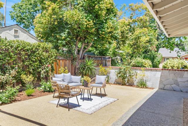 3210 South Court, Palo Alto CA: https://media.crmls.org/mediaz/1bf265fd-3b44-4159-bf97-0e1a02878aa8.jpg