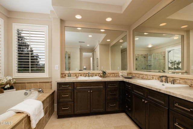 Detail Gallery Image 14 of 32 For 2767 Avenida De Autlan, Camarillo,  CA 93010 - 5 Beds | 4/1 Baths