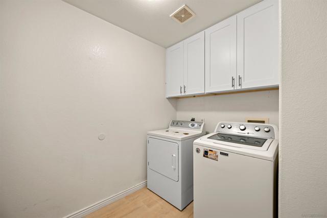 250 Del Mesa Ct, Oceanside CA: https://media.crmls.org/mediaz/1bf34024-6687-4bfd-adb1-81c69a66b28f.jpg