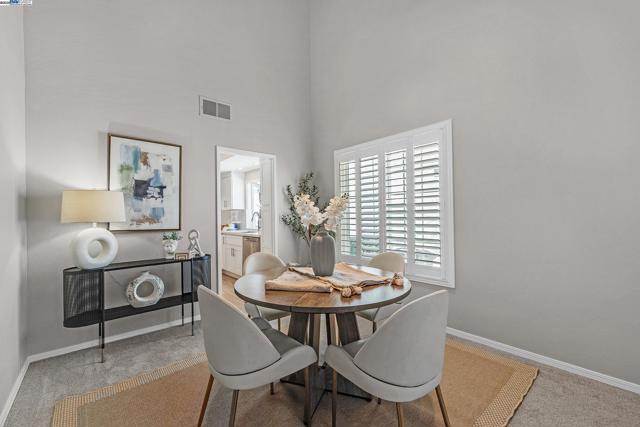 2644 Durango Ln, San Ramon CA: https://media.crmls.org/mediaz/1bf3c5f7-cdc0-4687-8e44-e6270f858f15.jpg