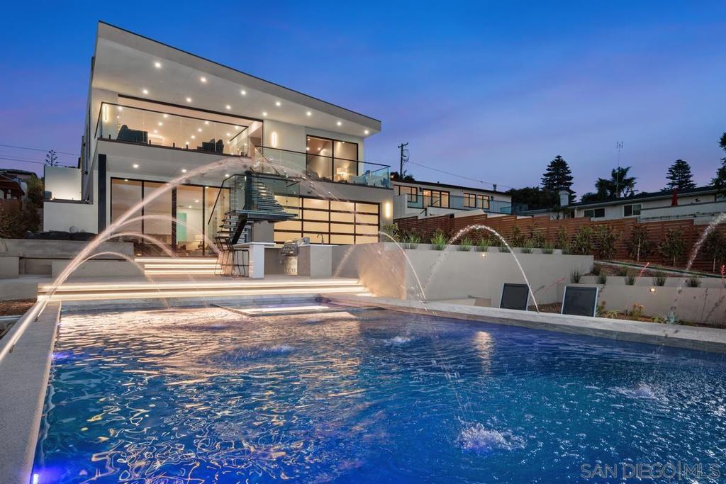 147 S Rios Ave