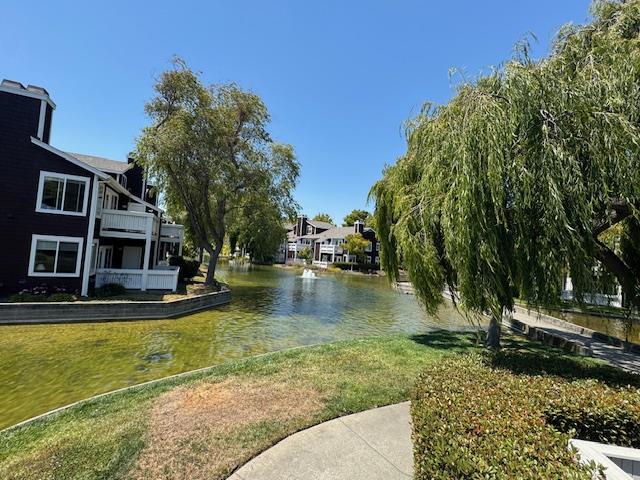 72 Bayside Court, Richmond CA: https://media.crmls.org/mediaz/1bf66cce-66ab-4f4c-8803-235641d18b8c.jpg