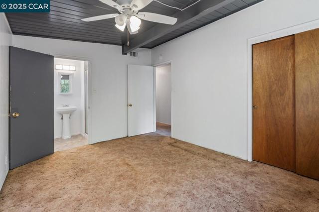 212 Towers Dr, Pacheco CA: https://media.crmls.org/mediaz/1bf6af3e-746b-418a-8099-43461445547d.jpg