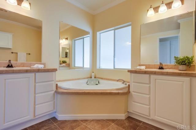 Detail Gallery Image 22 of 64 For 1930 W San Marcos Blvd #163,  San Marcos,  CA 92078 - 2 Beds | 2 Baths