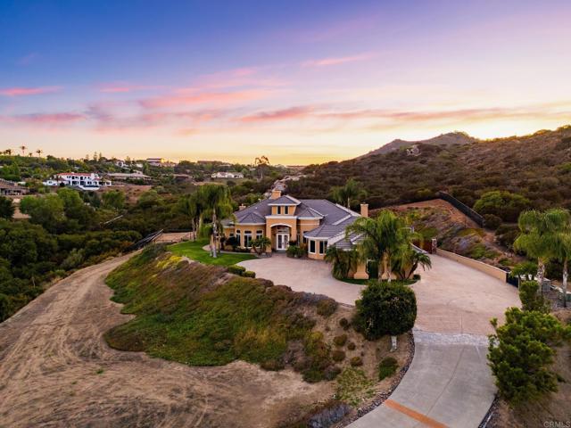 2772 Firebrand Drive, Alpine CA: https://media.crmls.org/mediaz/1bf86db3-26f1-4e41-b649-75b007507f78.jpg
