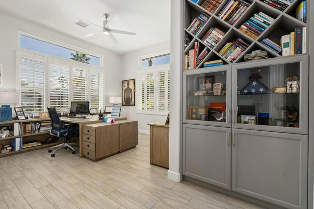 6 Taylor Avenue, Palm Desert CA: https://media.crmls.org/mediaz/1bf937fe-85fe-4b26-97e0-e5a172f5c5ec.jpg
