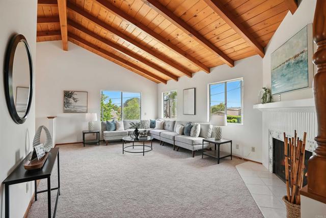 Home for Sale in Solana Beach