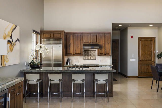 86816 Rogers Way, Thermal CA: https://media.crmls.org/mediaz/1bf96c20-c585-4210-a4f4-9dca9c6dfd30.jpg