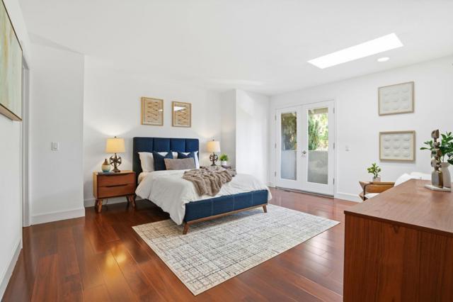 1621 Stone Pine Lane, Menlo Park CA: https://media.crmls.org/mediaz/1bf9d82b-f6d3-4d31-8aaa-d01307043162.jpg