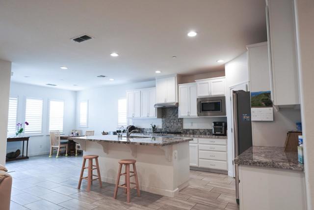 Image 6 of 36 For 2482 Coloma Lane