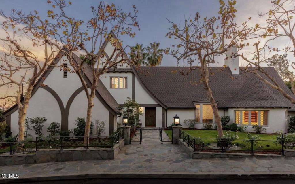 790 Huntington Circle