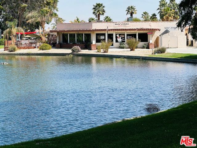425 S Paseo Laredo, Cathedral City CA: https://media.crmls.org/mediaz/1bfb4e69-59ad-435e-8c83-10a0b6da372b.jpg