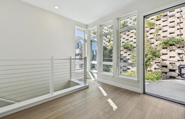 2425 Willow Way, San Mateo CA: https://media.crmls.org/mediaz/1bfbfd56-3c05-4663-ad87-1c781df7d13e.jpg