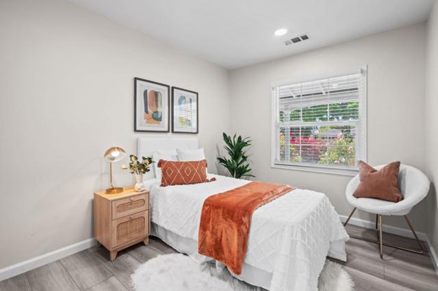 2289 Newhall Street, Santa Clara CA: https://media.crmls.org/mediaz/1bfc2fc3-5b35-4ab5-92d4-009b24e4b5fd.jpg