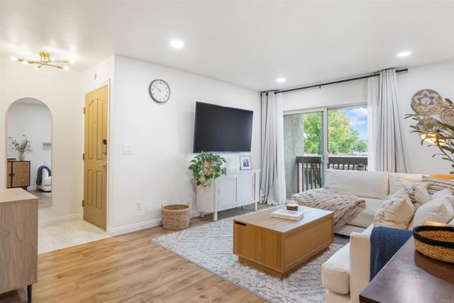 Detail Gallery Image 4 of 25 For 432 Edgehill Ln #74,  Oceanside,  CA 92054 - 1 Beds | 1 Baths