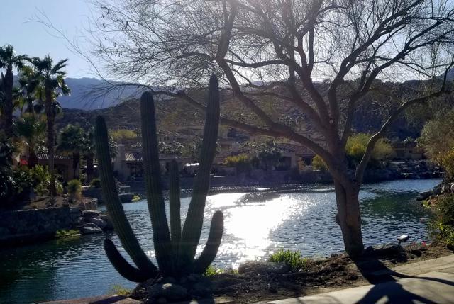 48499 Old Stone Trail, Palm Desert CA: https://media.crmls.org/mediaz/1bfce383-3fd6-47c1-963d-4092b8009eff.jpg