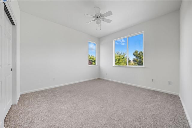 775 Sweetwood Ln, Patterson CA: https://media.crmls.org/mediaz/1bfd886f-5a5f-45bd-9118-59117c09b7ca.jpg