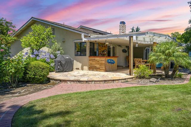 5387 King Estates Court, San Jose CA: https://media.crmls.org/mediaz/1bfe9689-3a7b-417c-a78c-76b5fbb110ff.jpg
