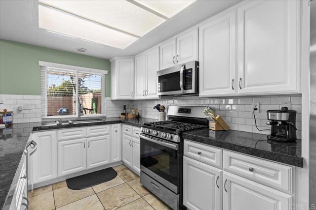 10250 New Bedford Court, Lakeside CA: https://media.crmls.org/mediaz/1bfea99f-a82d-45d1-a73b-8cdf8648d858.jpg