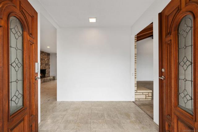 2435 Paseo Dorado, La Jolla CA: https://media.crmls.org/mediaz/1bff818a-66ba-4c2a-8635-ecd8ae0f1c0d.jpg