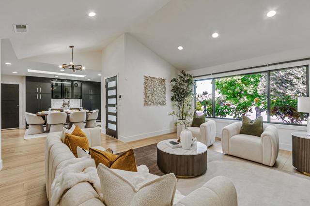 1588 Calle De Stuarda, San Jose CA: https://media.crmls.org/mediaz/1bffb9bb-8e2f-4634-b31e-ebab6dbee3b7.jpg
