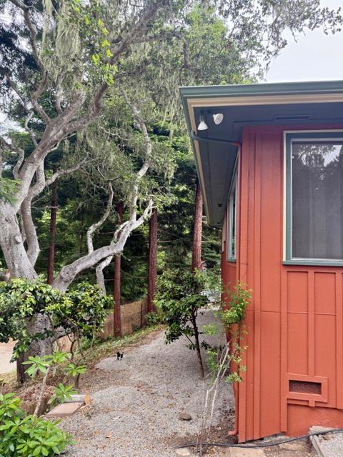 20 Arbolado, La Selva Beach CA: https://media.crmls.org/mediaz/1bffbe3f-cff9-4a2f-88b0-21e1a47445ec.jpg