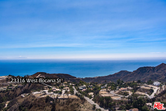 23316 W Bocana Street, Malibu CA: https://media.crmls.org/mediaz/1c000638-71b6-4ea8-95b9-50783b08e5e5.jpg
