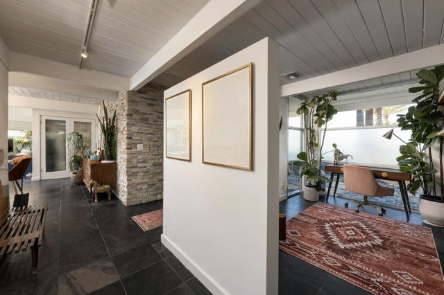 503 E Laurel Circle, Palm Springs, CA 92262
