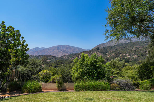 509 N Alta Vista Avenue, Monrovia CA: https://media.crmls.org/mediaz/1c007b99-e6ef-4163-8dc2-8cd32eaee81e.jpg