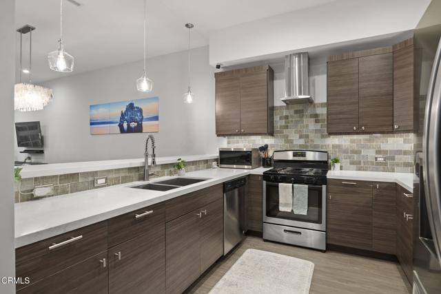 Detail Gallery Image 19 of 43 For 3236 Royal Oaks Dr #5,  Thousand Oaks,  CA 91362 - 3 Beds | 2/1 Baths