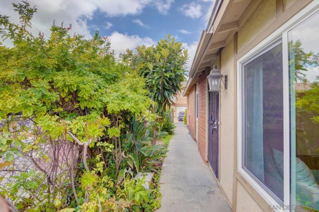 Image 24 of 29 For 11081 Via San Marco