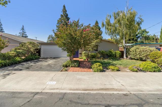 3224 Kipling Street, Palo Alto CA: https://media.crmls.org/mediaz/1c01812c-df5a-4413-814a-f16c65e4bc59.jpg