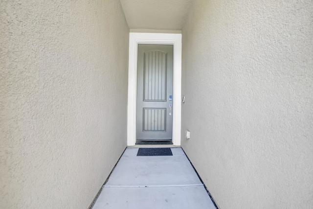 2606 Salinger Avenue, Tracy CA: https://media.crmls.org/mediaz/1c0232a6-01b5-4fcc-9aa9-def7cf5fc72c.jpg