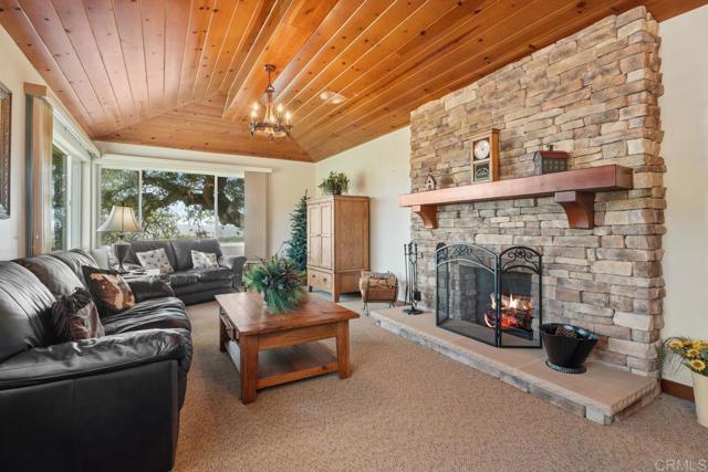 Detail Gallery Image 6 of 75 For 1480 Round Potrero Rd, Potrero,  CA 91963 - 3 Beds | 2/1 Baths