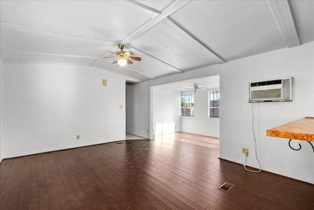 32222 Cody Avenue, Thousand Palms CA: https://media.crmls.org/mediaz/1c04ac2b-ff94-430f-9e5f-349f1e6a56de.jpg