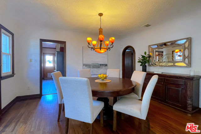 7520 TRASK Avenue photo 5
