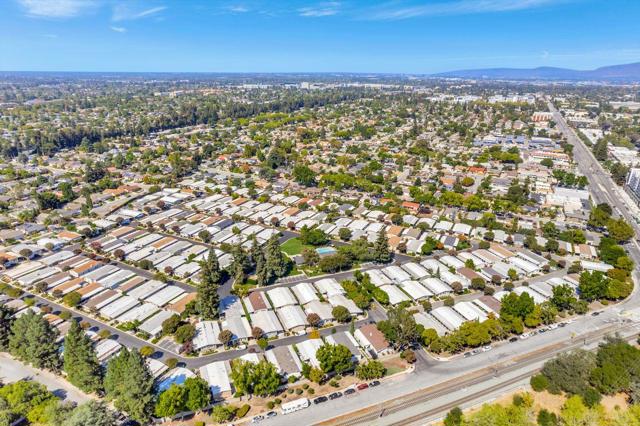 177 Quail Hallow Drive, San Jose CA: https://media.crmls.org/mediaz/1c067912-3939-4339-bf35-20f33d1977b5.jpg