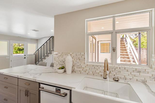 2698 Goodwin Avenue, Redwood City CA: https://media.crmls.org/mediaz/1c0684ed-b5a8-4b78-8cd7-5e6e2479e2cd.jpg